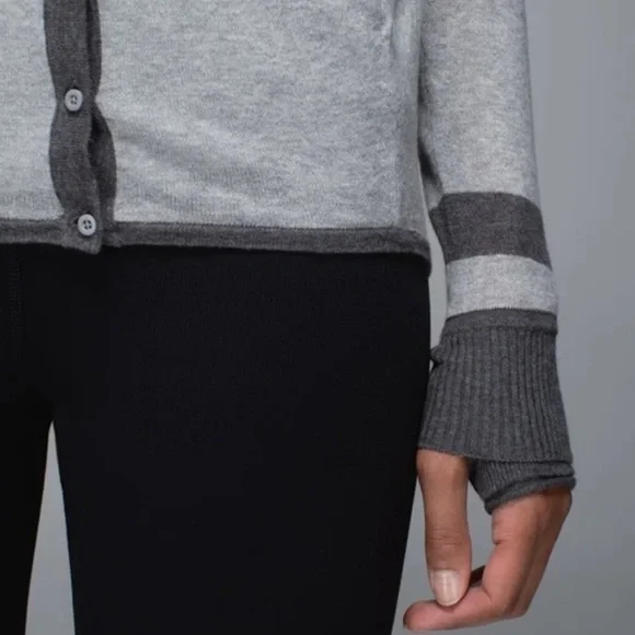 Lululemon After Class Cardigan Button Up Grey 2-Way Wear Cotton Women Sz 6 - Picture 4 of 11